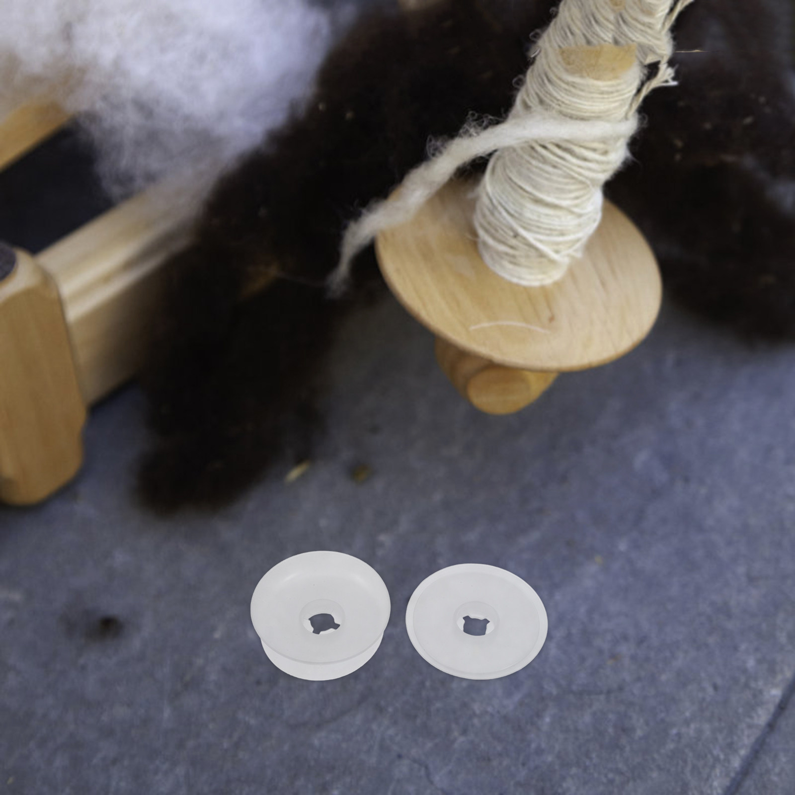 10 Buah Tempat Benang Plastik  - Thread Bobbins Empty ulasan dan harga